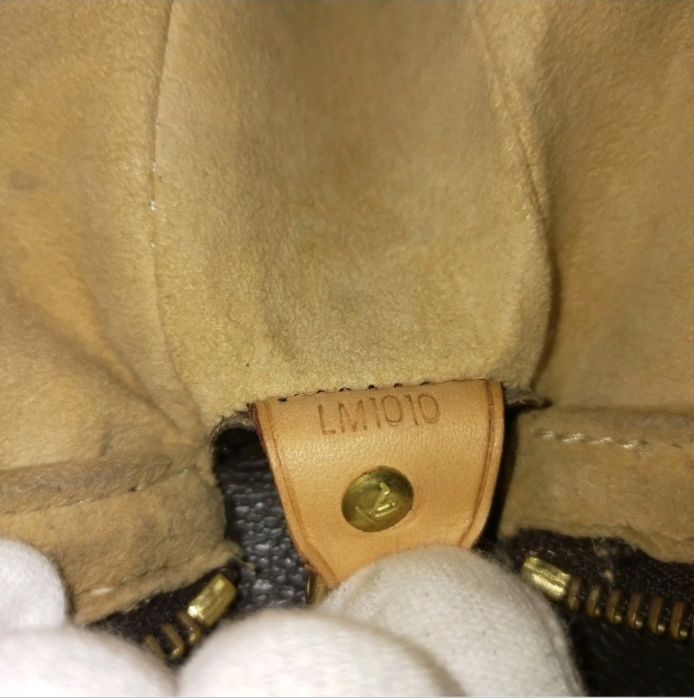 Louis Vuitton LV Shoulder Bag Looping GM Brown Monogram - Picture 9 of 9
